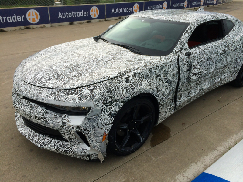 Illustration for article titled I Was The First Person To (Publicly) Crash A 2016 Chevrolet Camaro